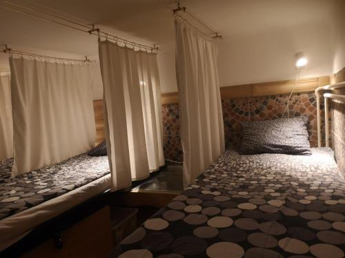Locomotive Hostel - image 9