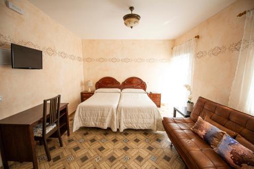 Hostal Paquita - image 10