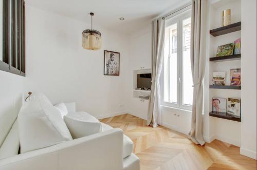 Refurbished Design Flat -near Champs-Elysées Paris - Location saisonnière - Paris