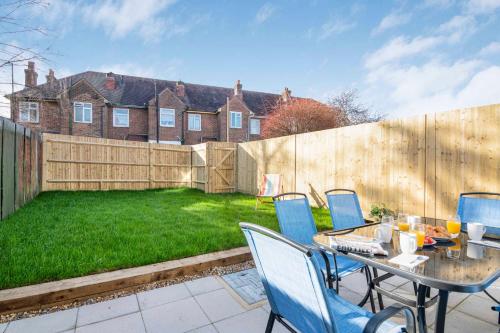 Picture of Spacious 3 Bed House, Netflix, Garden, Parking