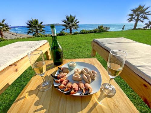 Puerto Velero Primera Línea Primer Piso al lado de la Playa! 8pax