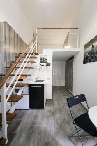 City Centre Loft Next to Synagogue 5