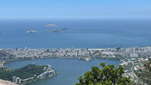 Charming Apartment in the best area of Ipanema - image 3