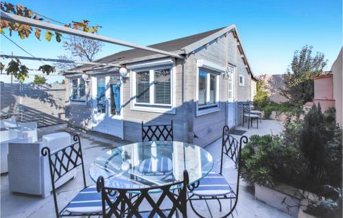 Nice home in Manduel with 1 Bedrooms gîte à louer Manduel