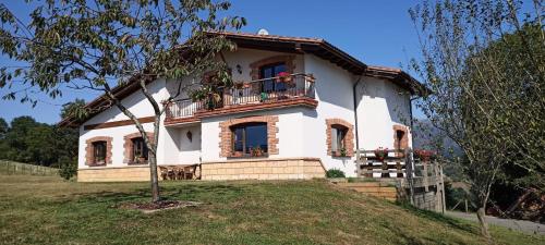  Cottage, Max 9 Places, Asturias, Northern Spain, Pension in Cuadroveña