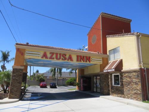 Entrada, Azusa Inn in Valinda (CA)
