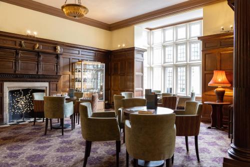 Bar/lounge, The Caledonian Island Hotel in Isle of Wight