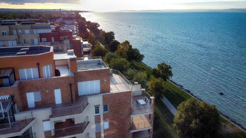 Galerius Golden Beach Apartment Siofok