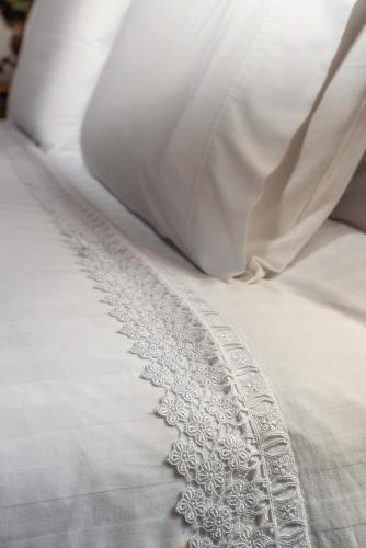 ARCHONTARIKI Historic Boutique Hotel – Ioannina, OH