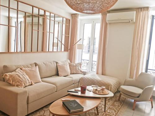 Two-Bedroom Apartment room in Nice Renting - PAGANINI - Spacious Apartment - 2 BedRooms - King Bed - Bathtub - Heart of Nice
