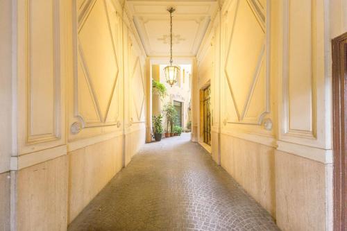 Elegant Flat Spanish steps 2