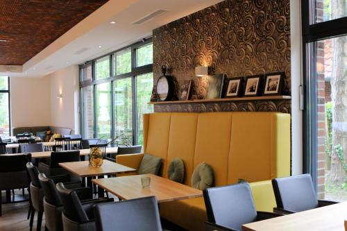 Plauderei Café und Hotel (Plauderei Cafe und Hotel) in Bad Zwischenahn