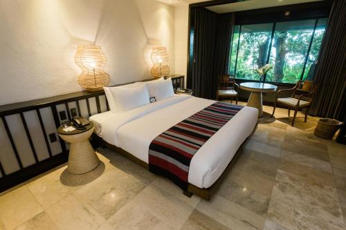 1 queen bed
