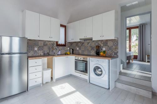 2 bedrooms, 4 beds