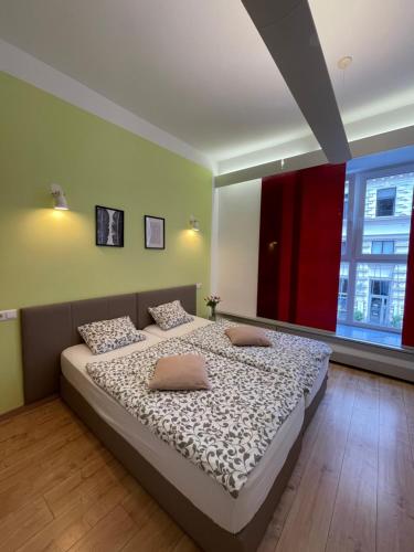 Double or Twin Room image 10