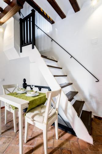 Casa Ispal Alfalfa – Seville, KY
