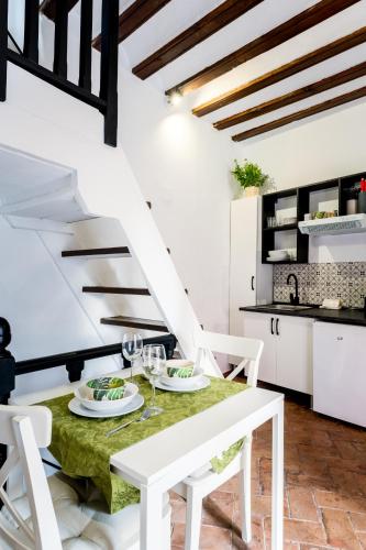 Casa Ispal Alfalfa – Seville, KY