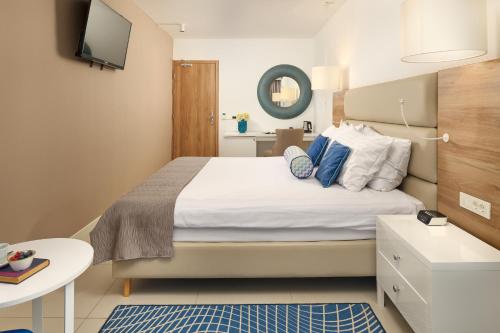 345570343 TUI BLUE Adriatic Beach - Adults Only