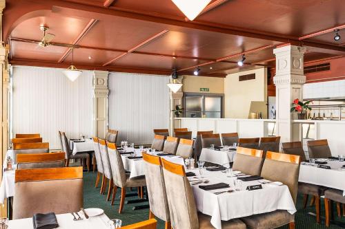 ห้องอาหาร, The Angus Hotel in โลเวอร์ ฮัท