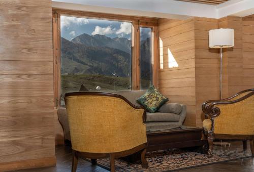 Vestabils, Country Inn & Suites by Radisson, Sonamarg in Sonmarga