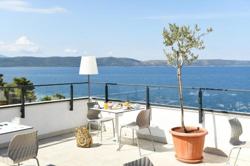345575360 TUI BLUE Adriatic Beach - Adults Only