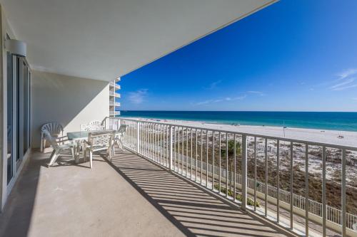 Lighthouse 307 - image 12