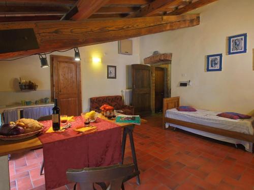 Farmhouse in Umbertide with Pool, Umbertide (foto 3)