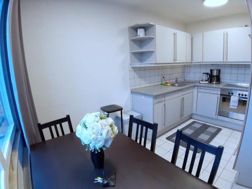 LEA-Apartment, 2 Raum, Balkon TG zentral am Park, Lipsko (fotografie 6)