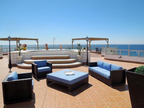  Apartment Centro Internacional Penthouse - TOX160 by Interhome, Unterkunft in Torrox Costa