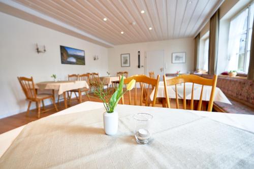 Restaurant, Gastehaus Korf in Unkel