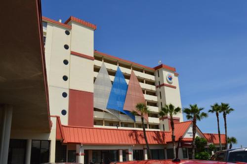 Harbor Beach Resort - image 3