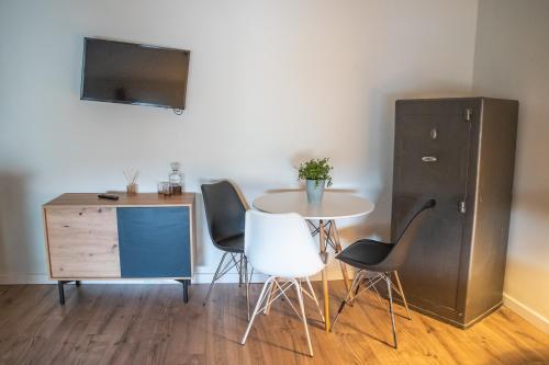 Moon Hostel - image 4