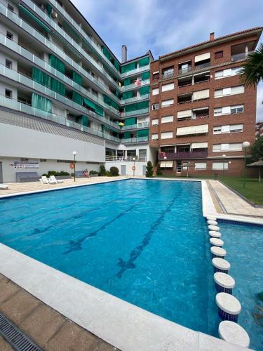  Paradise Family Apartment & Pool, Pension in Lloret de Mar