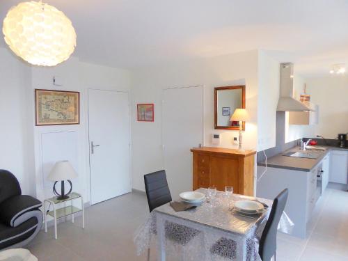 Studio Les Allees du Port by Interhome in City Center