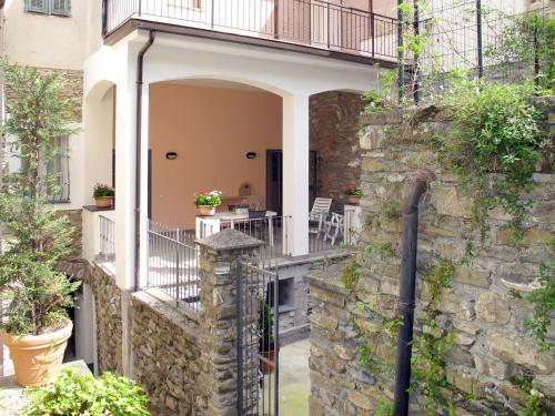 Locazione Turistica La Casa delle Rondine - BGM130 gîte à louer Candeasco