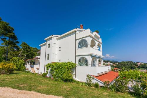 Apartments Petar - image 10