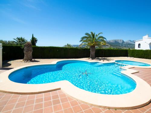 Holiday Home Yona by Interhome in Les Cometes