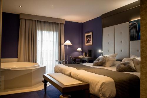 Costa Esmeralda Suites