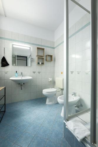 Apartment image 10