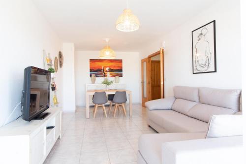 Global Properties, Bonito apartamento en la playa de Corinto, Sagunto