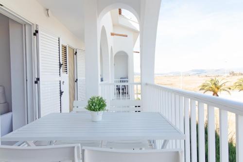 Global Properties, Bonito apartamento en la playa de Corinto, Sagunto