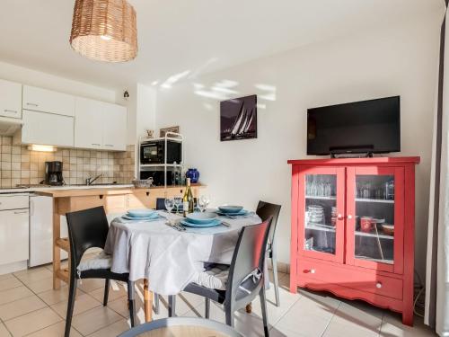 Apartment Astrida by Interhome in การ์ญัก