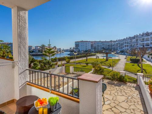 Apartment Sant Maurici-22 by Interhome - Empuriabrava