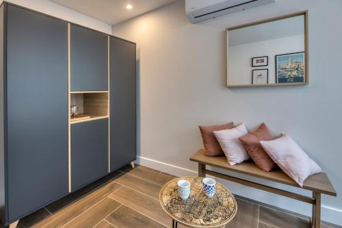 Five to Sete - Gare - Centre-ville – Sete, FL
