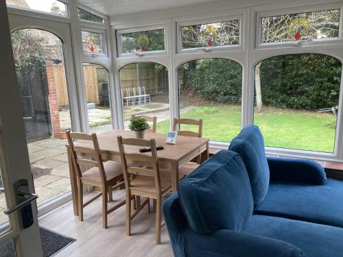 Facilities, Pinewood Cottage Deluxe Self Catering Apartments in Lyndhurst