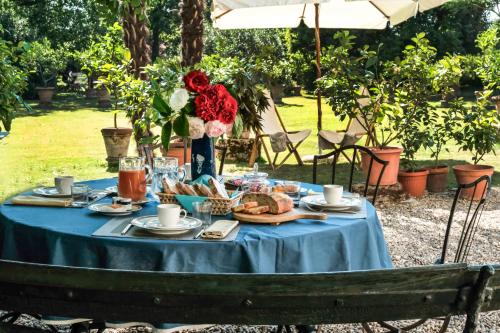 Ēdiens un dzērieni, Bed and Breakfast Locanda Lugagnano in Cassinetta Di Lugagnano