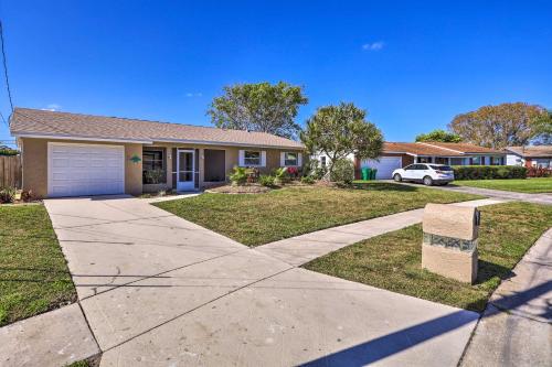 Merritt Island Home - Family and Pet Friendly!