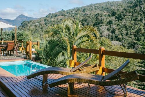 Casa Serrana, 4 quartos com ar e piscina aquecida em meio à Natureza de Itaipava