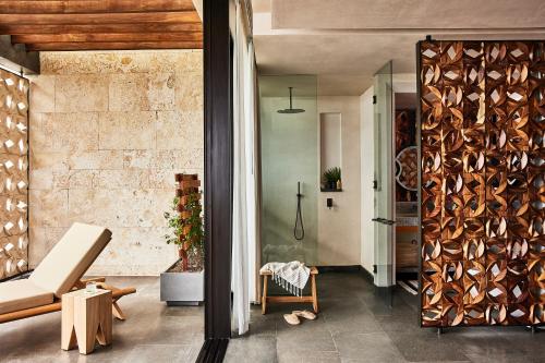 Shower, Etereo, Auberge Collection in Playa Del Carmen