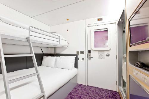 YOTELAIR London Gatwick Airport